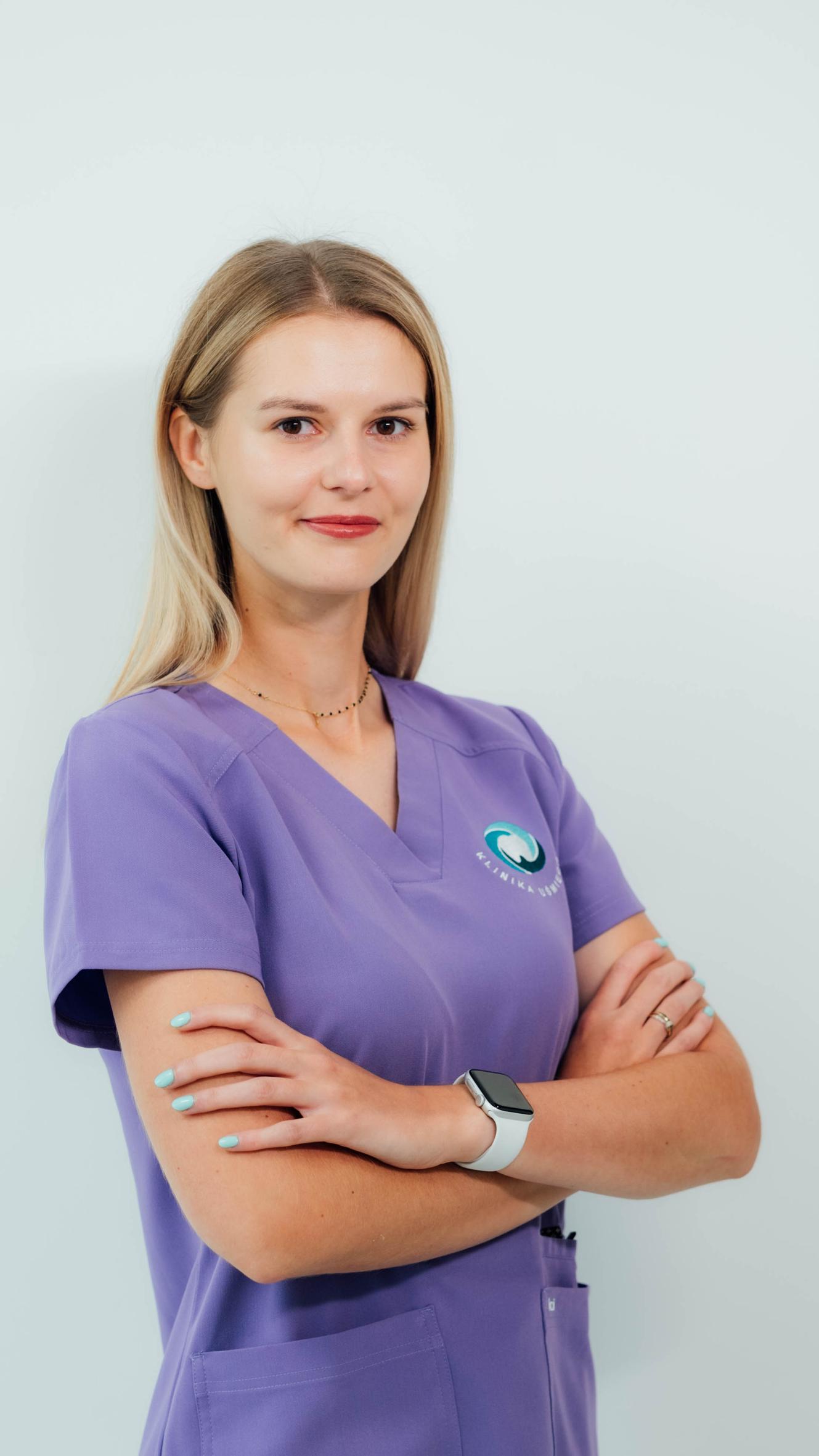 KAROLINA WERBICKA Lekarz stomatolog